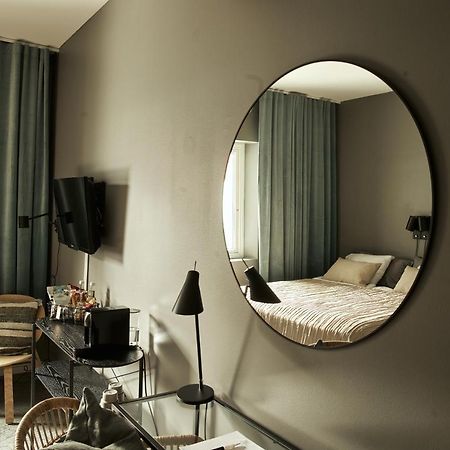 Hasse Pa Sjoekanten Hotell & Restaurang Йёнчёпинг Экстерьер фото